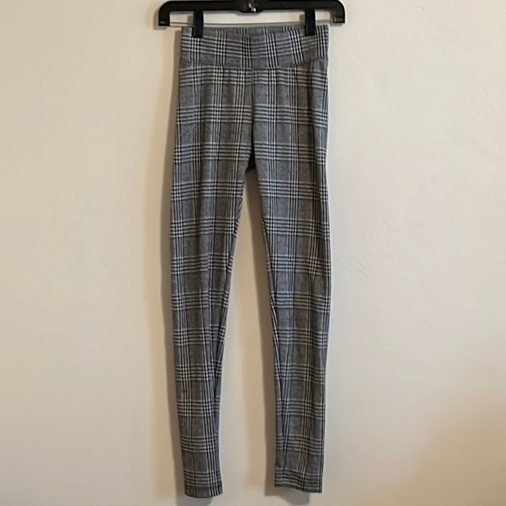 Aeropostale Houndstooth Leggings